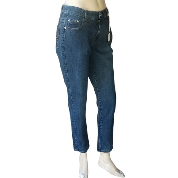 67643...August Straight leg Jeans Size 32 - Picture 3 of 6